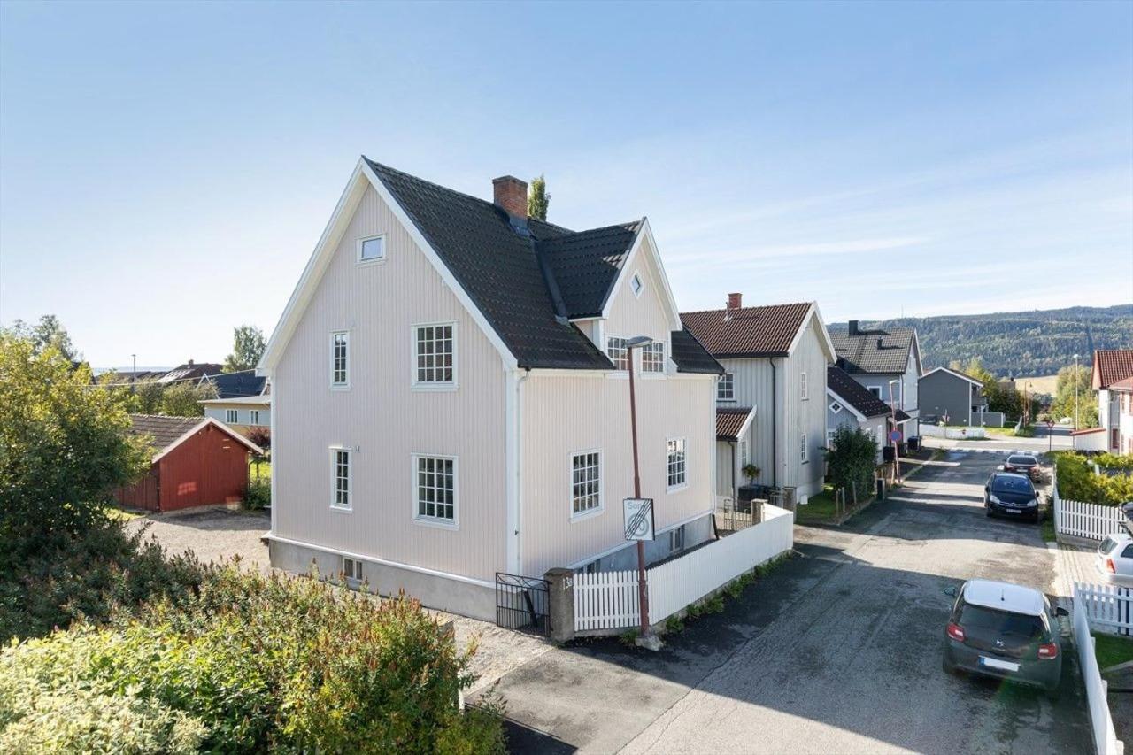 Central, Large And Light Apartment In The Middle Of The City Lillehammer Buitenkant foto